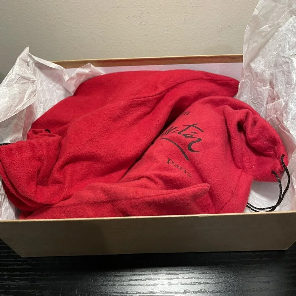 Christian Louboutin So Kate Heel - Nude - Picture 8 of 12